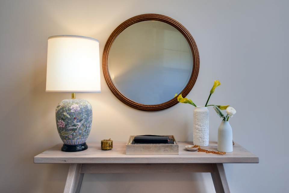 Minimalist Interior Design | Entryway Console